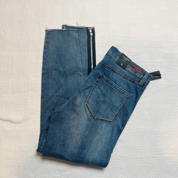 Blank NYC THE BOND Side Zipper Stripe Distressed Skinny Jeans - Picture 2 of 10